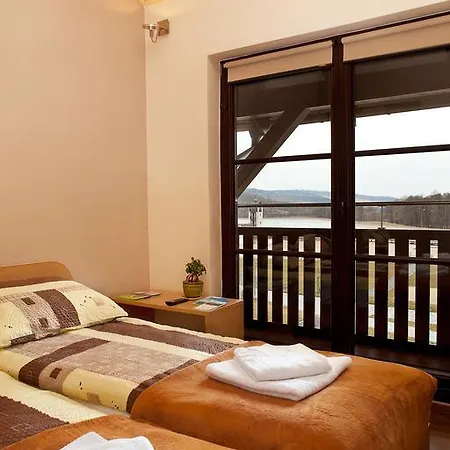 Goscinne Nad Zalewem W Starej Morawie Stronie Śląskie