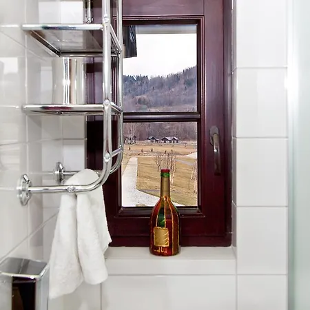 Goscinne Nad Zalewem W Starej Morawie